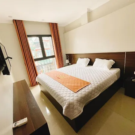 Tiến Thịnh Hạ Long Hotel - by Bay Luxury